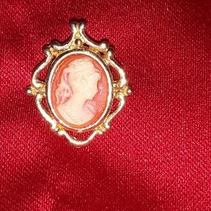 Vintage Cameo Earrings